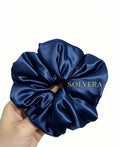 Solvéra Mulberry Silk Scrunchie